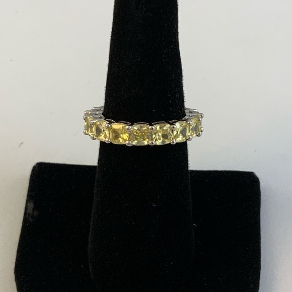 5ct Canary Cushion Cut Band - Picture 7 of 8